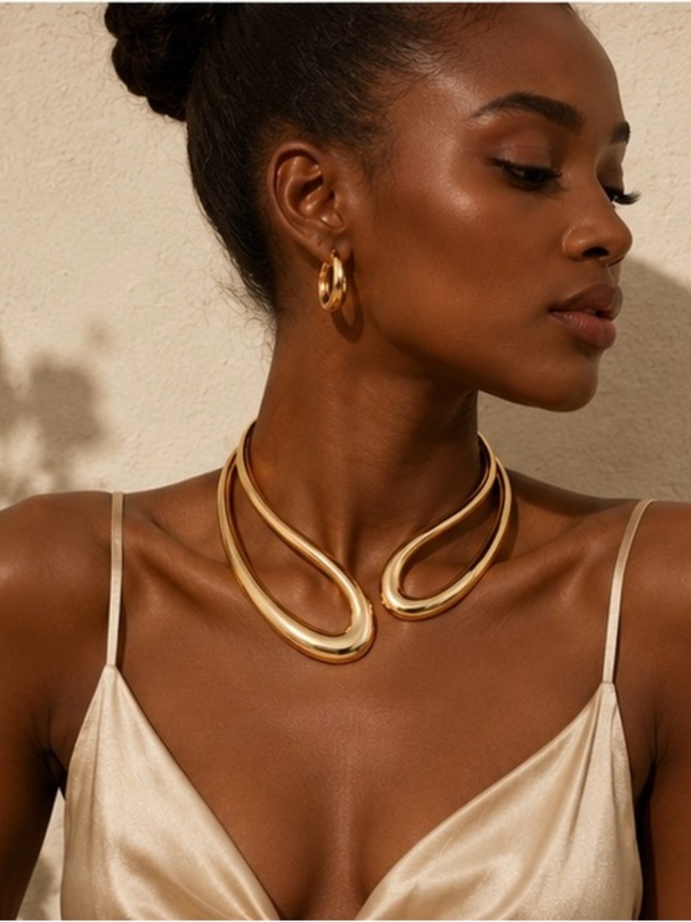 Elegant Gold Sculptural Collar Necklace - Women Jewelry NWOT